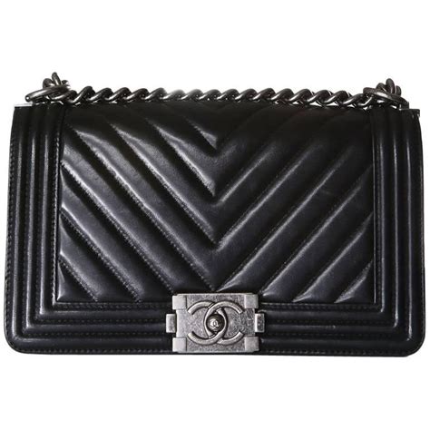 chanel boy chevron or quilted